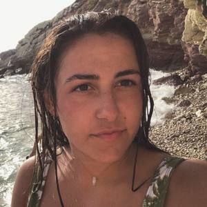 Meet your Posher, Valentina